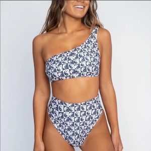 SKATIE x SALTY BLONDE Bikini Set- Barbados print